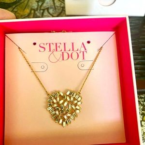 Stella & Dot Baguette Blitz Heart Pendant NIB Sold Out Retired ! Beautiful